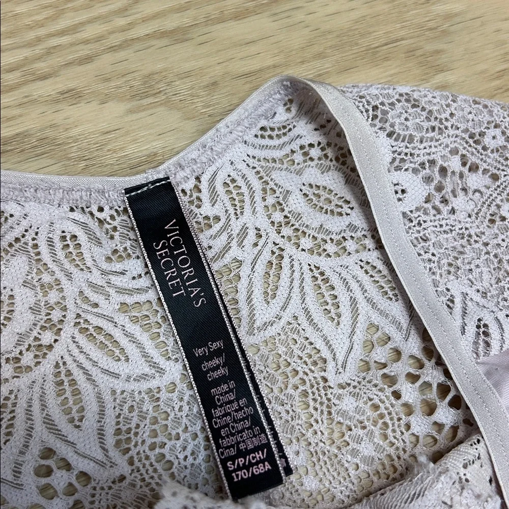 Victoria's Secret Very Sexy Sexy Lace Panty S